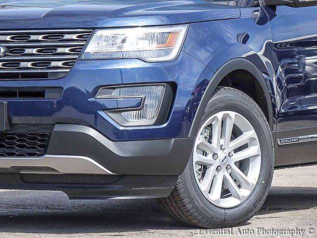 Ford Explorer 2017 photo 2